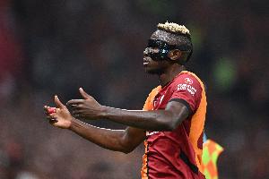 记者：奥斯梅恩是加拉塔萨雷的引援首选，若成功将放弃恰尔汗奥卢